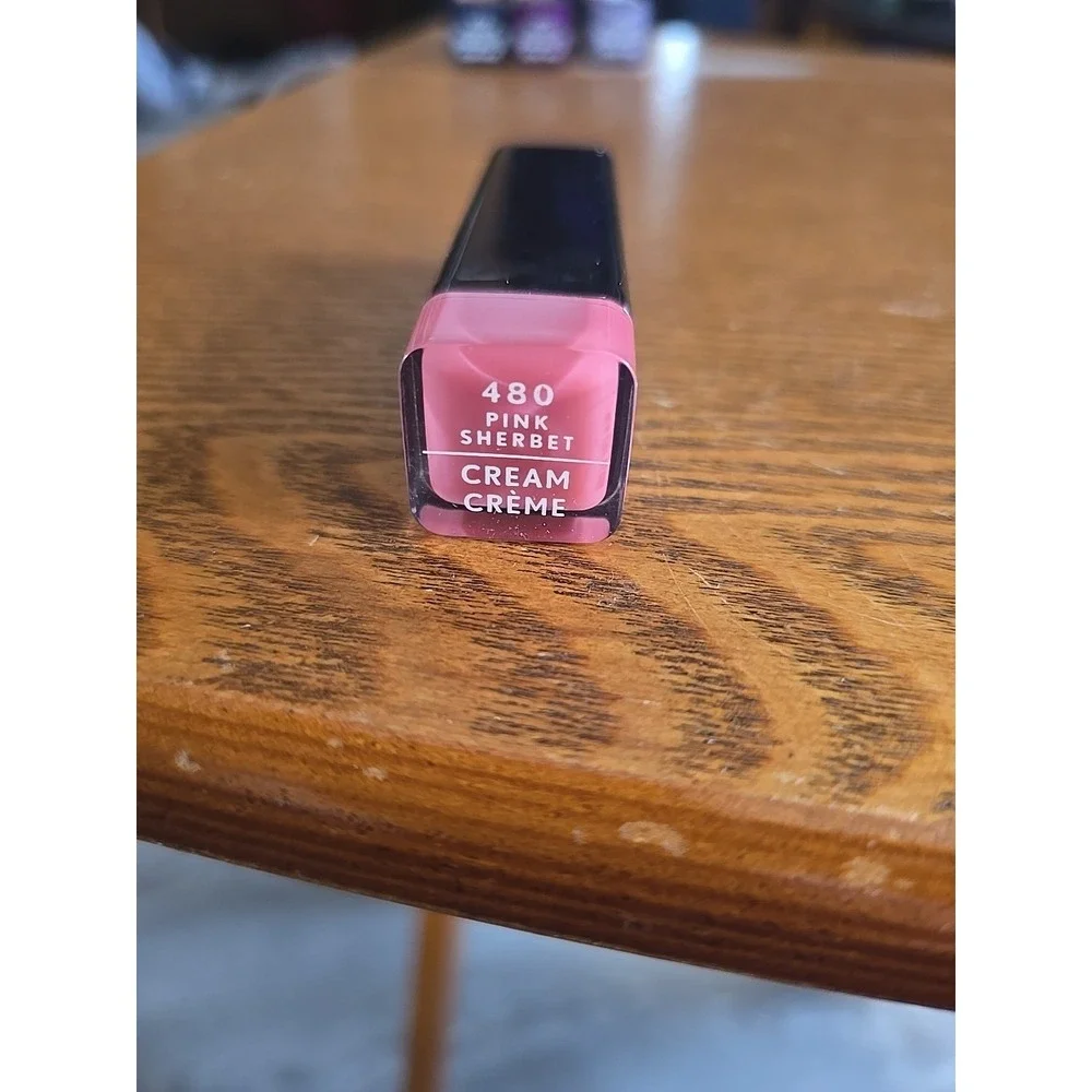 Covergirl Exhibitionist‎ Creme Lipstick 480 Pink Sherbet 0.12 oz